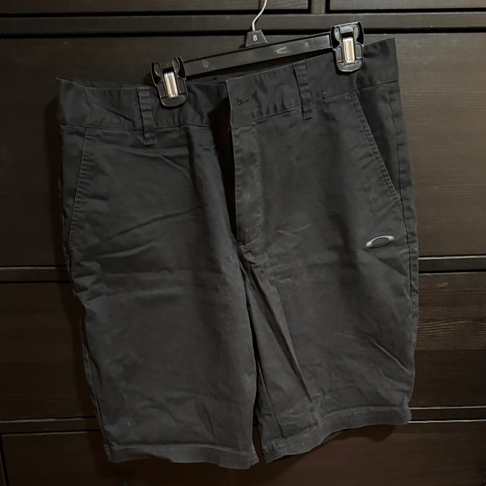 Oakley Men's Black Flat Front Shorts